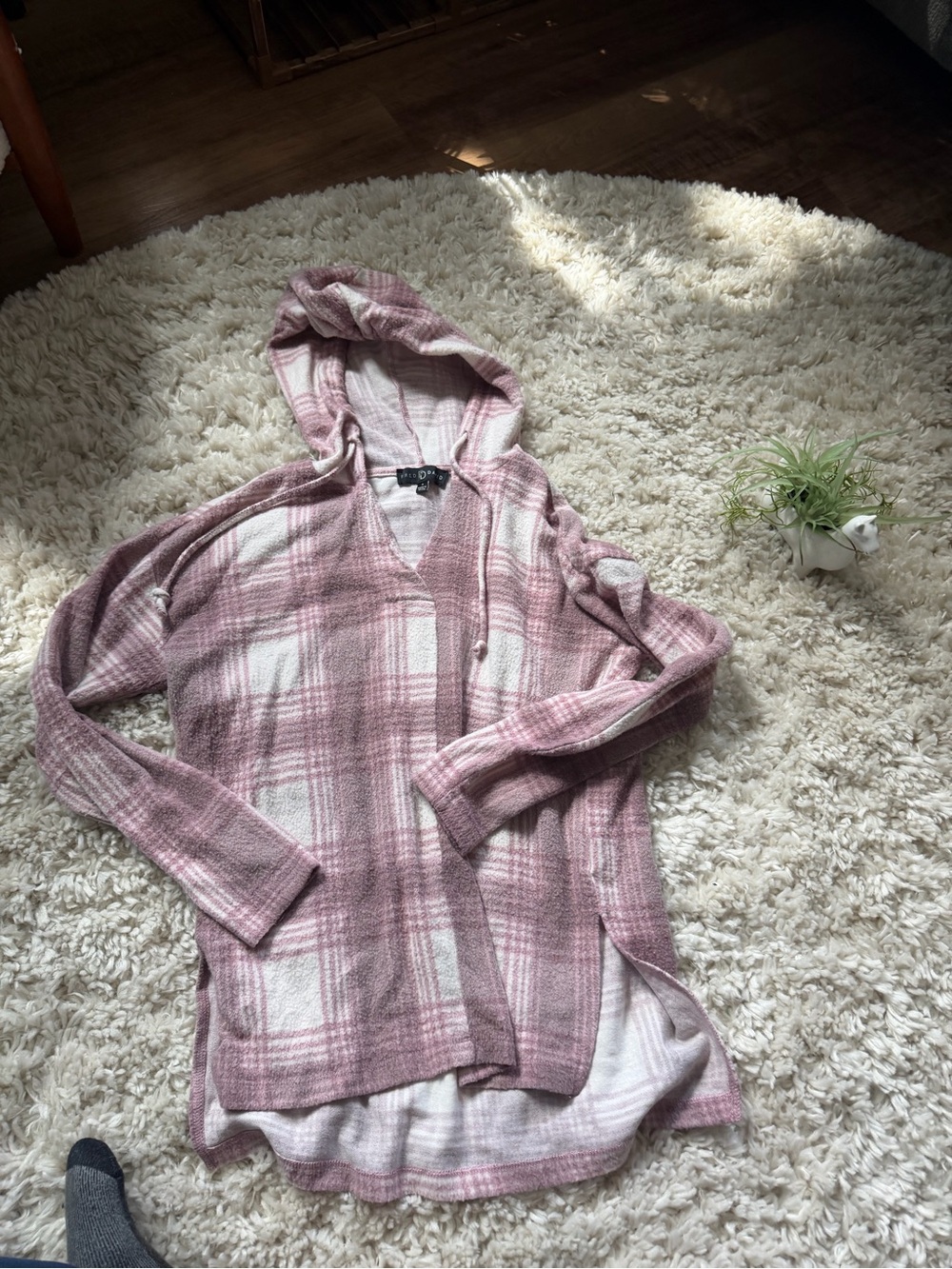 Fred David Pink & Cream Plaid Hooded fall warm soft Cowl Sweater